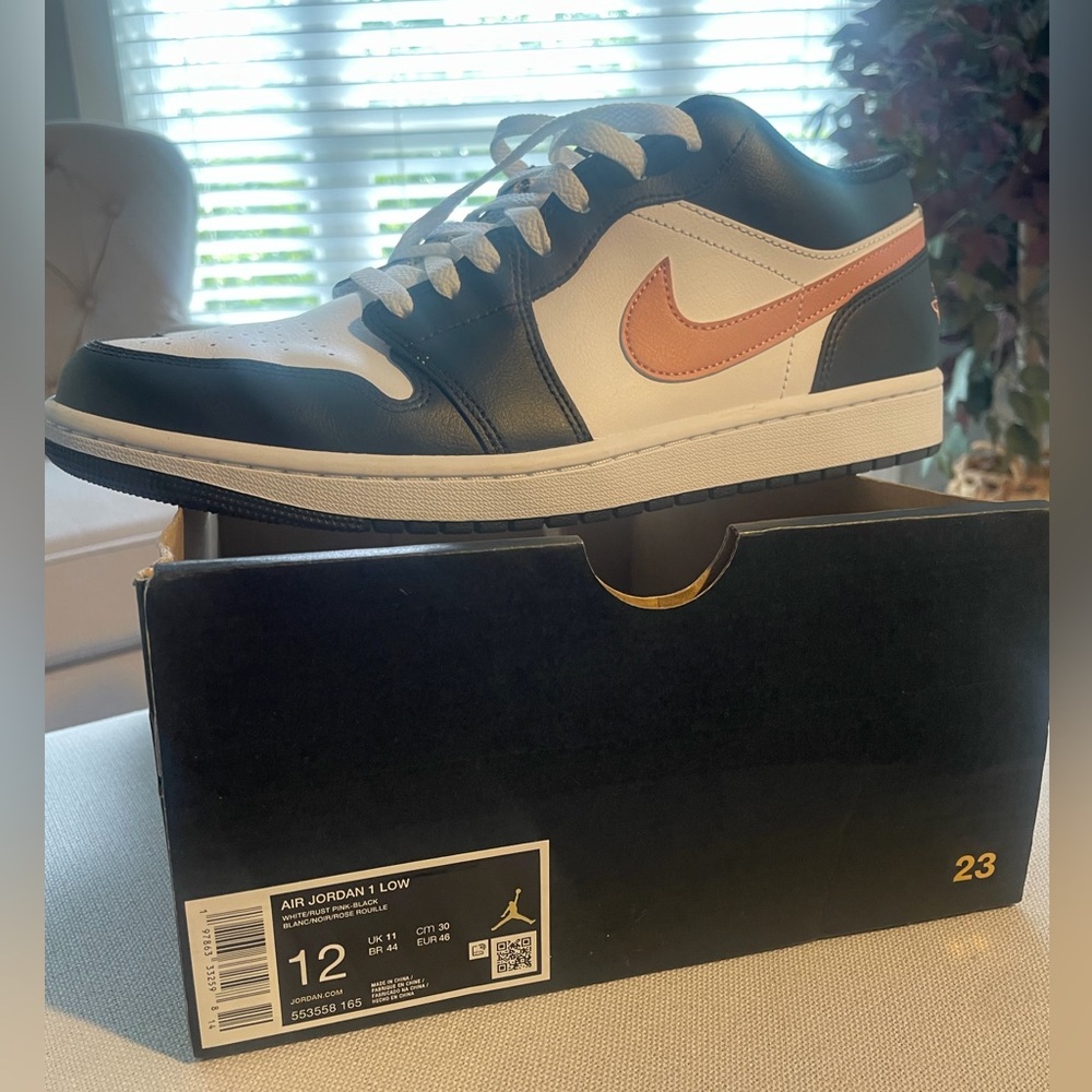 Nike Air Jordan 1 Low Men's - Black/White/rust Pink Swoosh. Perfect 4 prom - Picture 2 of 11